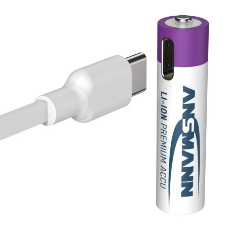 ANSMANN Li-Ion AAA Akku Typ 500 4-pak, hvid/lilla, med USB-C opladningsport og USB-C kabel, synlig på billedet.