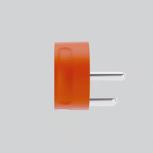 NORM K stikprop elektrisk adapter orange med jord, til metalben, sideview.