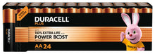 Duracell Plus Boost AA-batterier 24 stk kobber-sort design med Duracell Bunny og tekst om op til 150 ekstra levetid.