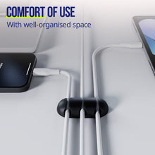 Allity Kabelorganisator 3 stk hvid holder tre hvide ladekabler samlet, til kabler tilsluttet smartphone og enhed.