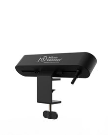 Sort Multi Desktop Power Socket med 3 Schuko-udtag, USB-A, 2 USB-C (30W), 1,8m kabel og bordklemme.