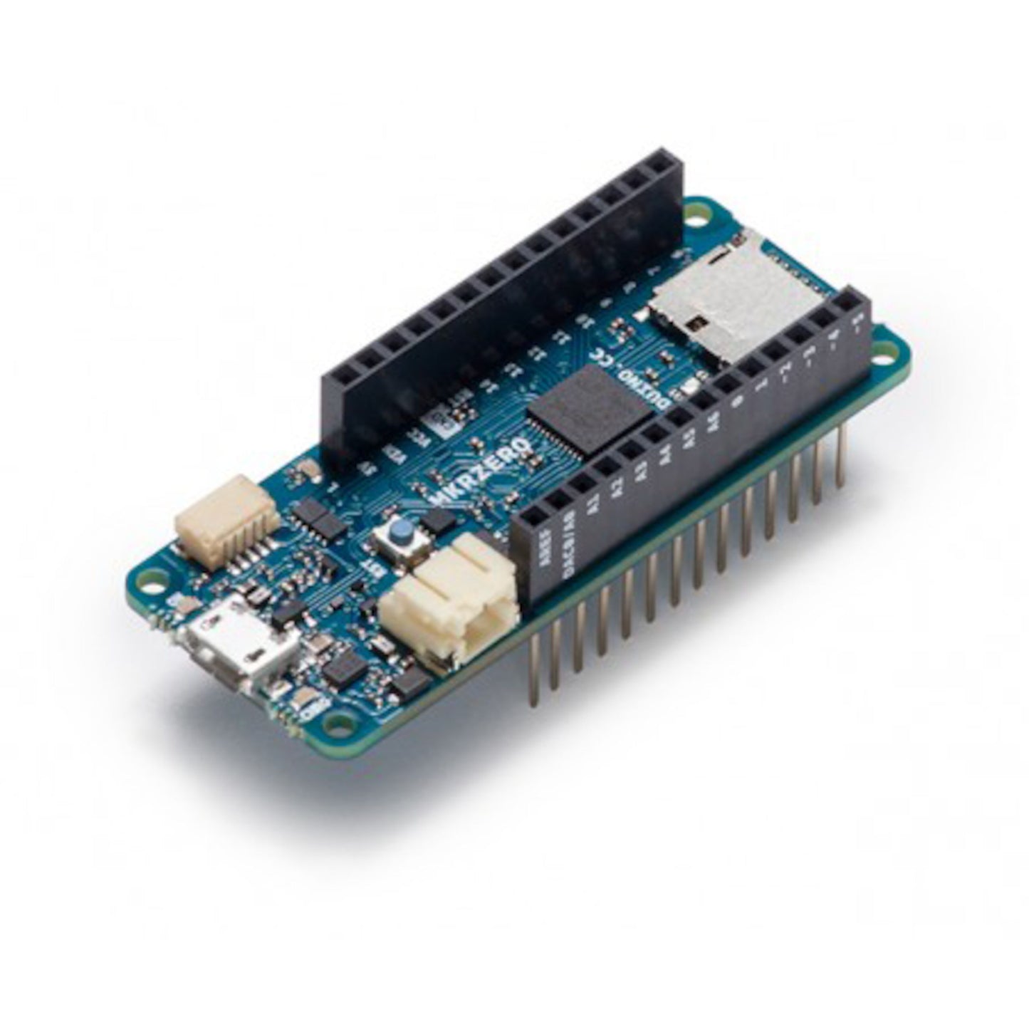 Arduino MKR Zero udviklingskort med mikrocontroller, pin-headers, stik, USB-port og Micro-SD-kortlæser fra vinkel.