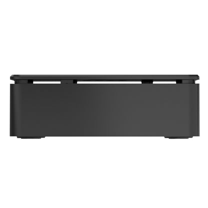 Sort rektangulært chassis til Raspberry Pi 4 Model B med glatte kanter og fire hjørnefødder.