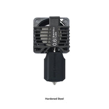 Bambu Lab hærdet stål komplet hotend til P1-serien 0,6 mm, sort med nedadvendt dyse og tekst "hærdet stål hotend.