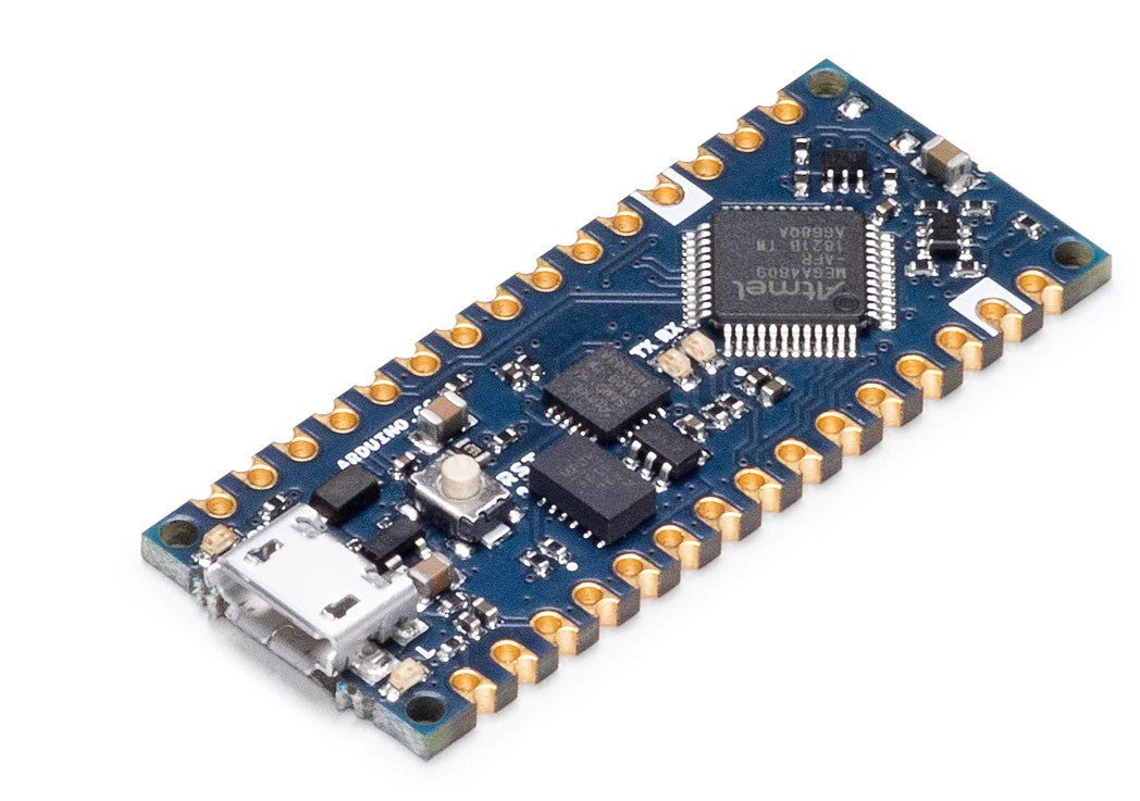 Arduino Nano Every udviklingskort uden stiftlister, blå PCB, ATMega4809, USB-port og guldfarvede pin header pads.
