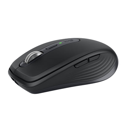 Logitech MX Anywhere 3S trådløs mus i grafitfarve med metal-rullehjul, to sideknapper og statusindikator.