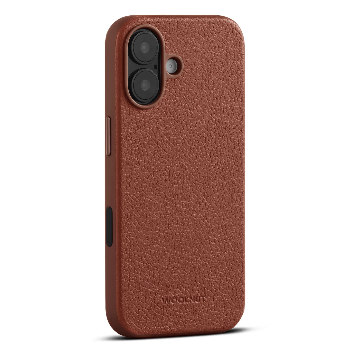WOOLNUT læderetui til iPhone 17 cognac, tekstureret overflade, præcise udskæringer, MagSafe-kompatibel, WOOLNUT-logo.