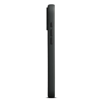 WOOLNUT læderetui til iPhone 17 Pro Max sort, sidevisning med udskæringer til knapper og kamera, MagSafe-kompatibel.
