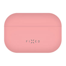 Pink silikonecover til Apple AirPods Pro 3, glat overflade, gråt FIXED-logo foran, understøtter trådløs opladning.