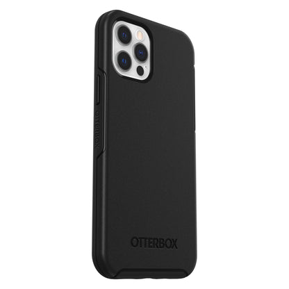 Otterbox Symmetry cover til iPhone 12/12 Pro sort med kameracutout og Otterbox-logo, slankt og glat design.