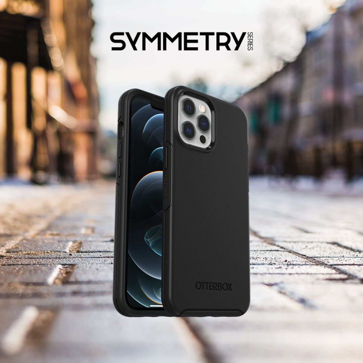 Otterbox Symmetry etui til iPhone 12/12 Pro sort, Otterbox Symmetry Series logo synligt øverst.