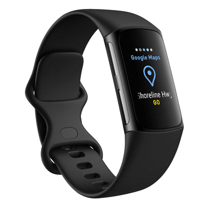 Fitbit Oplad 6 aktivitetsarmbånd med sort silikonerem og god touchscreen, viser Google Maps-navigation.