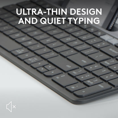 Logitech K580 – et slankt, trådløst tastatur til flere enheder med indbygget telefonholder og lydsvage taster.