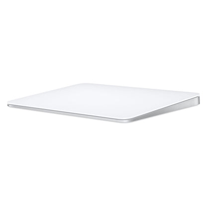 Apple Magic Trackpad, hvid, rektangulær med afrundede kanter, Multi-Touch, let hævet bagkant, vist i vinklet position.