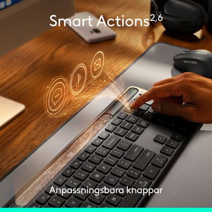 Logitech Signature Slim Solar+ trådløst tastatur med solopladning og svævende notifikationsikoner.