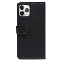 Mobilize Classic Gelly Wallet Book Case til iPhone 11 Pro i sort læder, magnetlukning, plads til tre kameraer og blitz, MagSafe-kompatibel.