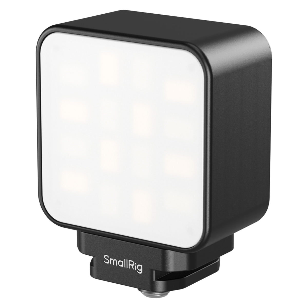 SmallRig LED-videolampe på 2 W til actionkamera med hvid diffusor og cold shoe-beslag.