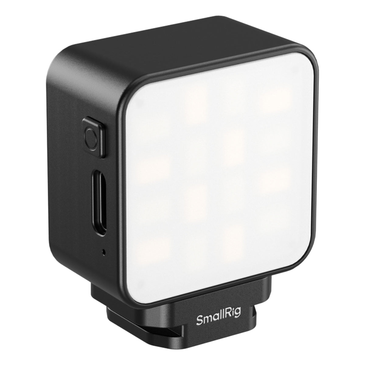 SmallRig LED-videolampe til actionkamera, 2 W, hvid diffusor, tænd/sluk-knap på siden og USB-C-port.