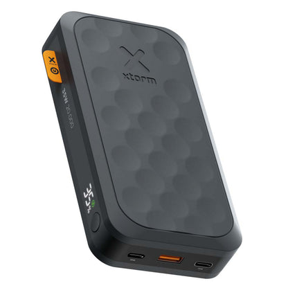 Xtorm Powerbank Fuel Series 5 20000mAh 35W sort med strukturoverflade, orange detalje, LED-indikator, USB-C PD og USB-A port.