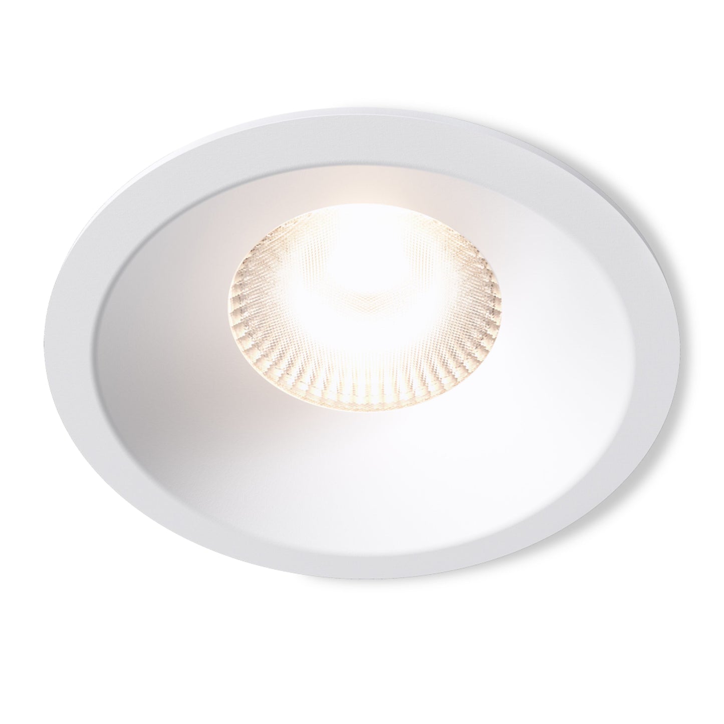 Plejd Downlight Deep DWN-02 hvid indbygget loftspot med struktureret rund linse og glat kant, med indbygget dæmpning.