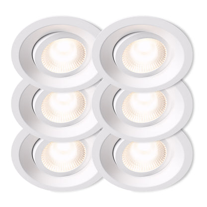 Plejd Downlight Tilt DWN-01 6-pak hvid, arrangeret i to kolonner og tre rækker, alle tændt med varmt hvidt lys.