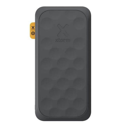 Xtorm Powerbank 20W 10.000mAh Fuel Series 5 sort, fordybet overflade, centralt Xtorm-logo, gul power-tab.