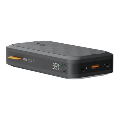 Xtorm Fuel Series 5 powerbank 20000 mAh 35W sort med digitalt display på 35 og USB-A, USB-C PD, micro USB porte.