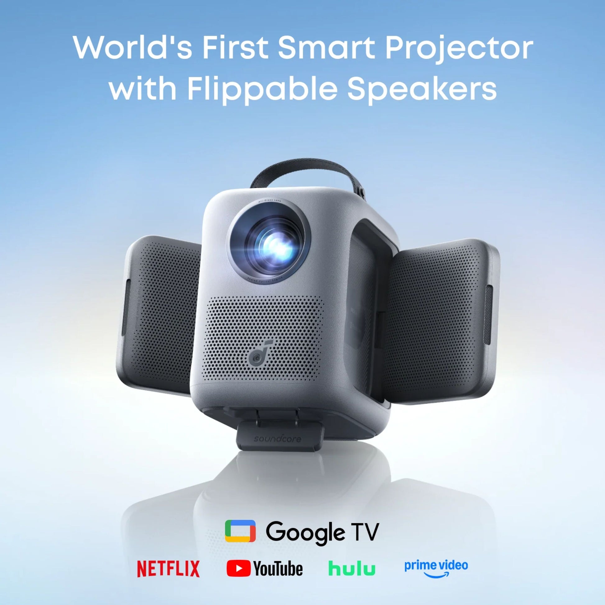 Nebula P1i smart bærbar projektor sorterer med vendbare højttalere, Google TV tekst og streamingtjenestelogos.