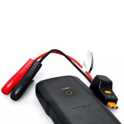Ctek RB 3000 Startbooster 59,2 Wh med røde og sorte starthjælpskabler og gul stik, til 12V start.