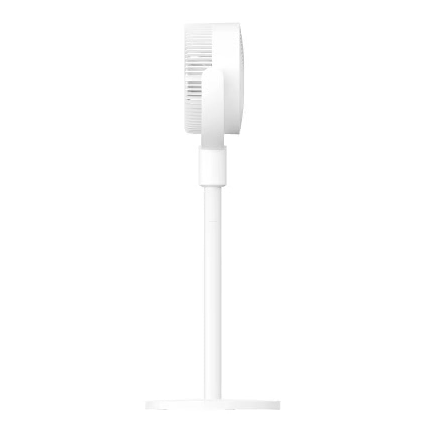 Xiaomi Smart stående luftcirkulationsventilator, hvid, rund fod og cirkulært blæsehoved, set fra siden.
