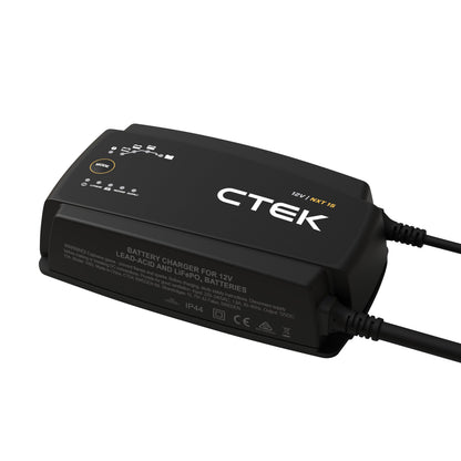 Ctek NXT 15 Smart batterioplader 12V 15A sort med indikatorikoner, MODE-knap og tilsluttede kabler til bly- og LiFePO4-batterier.