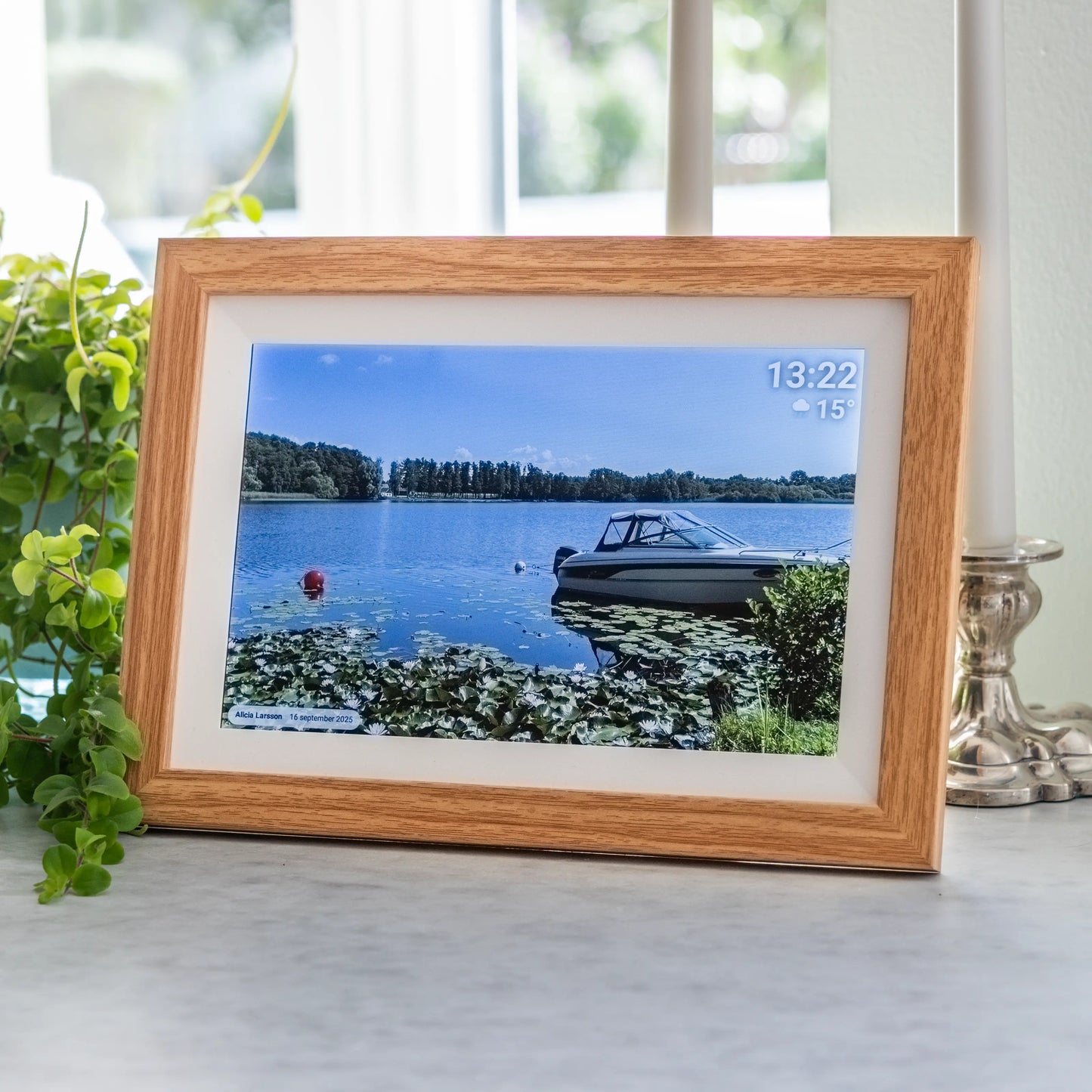 Digital Frameo fotoramme 10,1″ med wifi, Eg