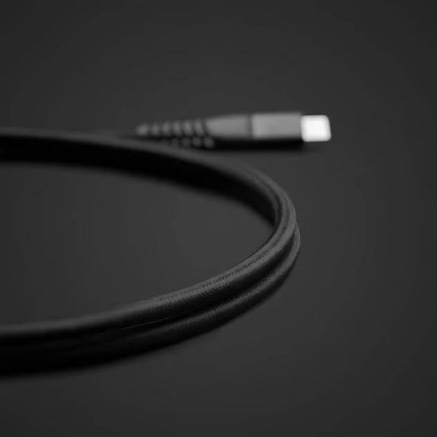 Linocell Kevlar USB-C 3.2-kabel, 1 m, sort, med flettet tekstil og forstærkede stik.