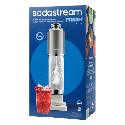SodaStream Fresh Plus sodavandsmaskine i hvid og sølv i æske med et glas med rød sodavand.