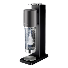 Sort SodaStream Fresh Plus sodavandsmaskine med indsat flaske, uden CO2-flaske.