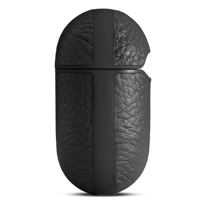 Woolnut læderetui til AirPods 5, sort fuldkornet læder med en lodret, mat stribe i midten.