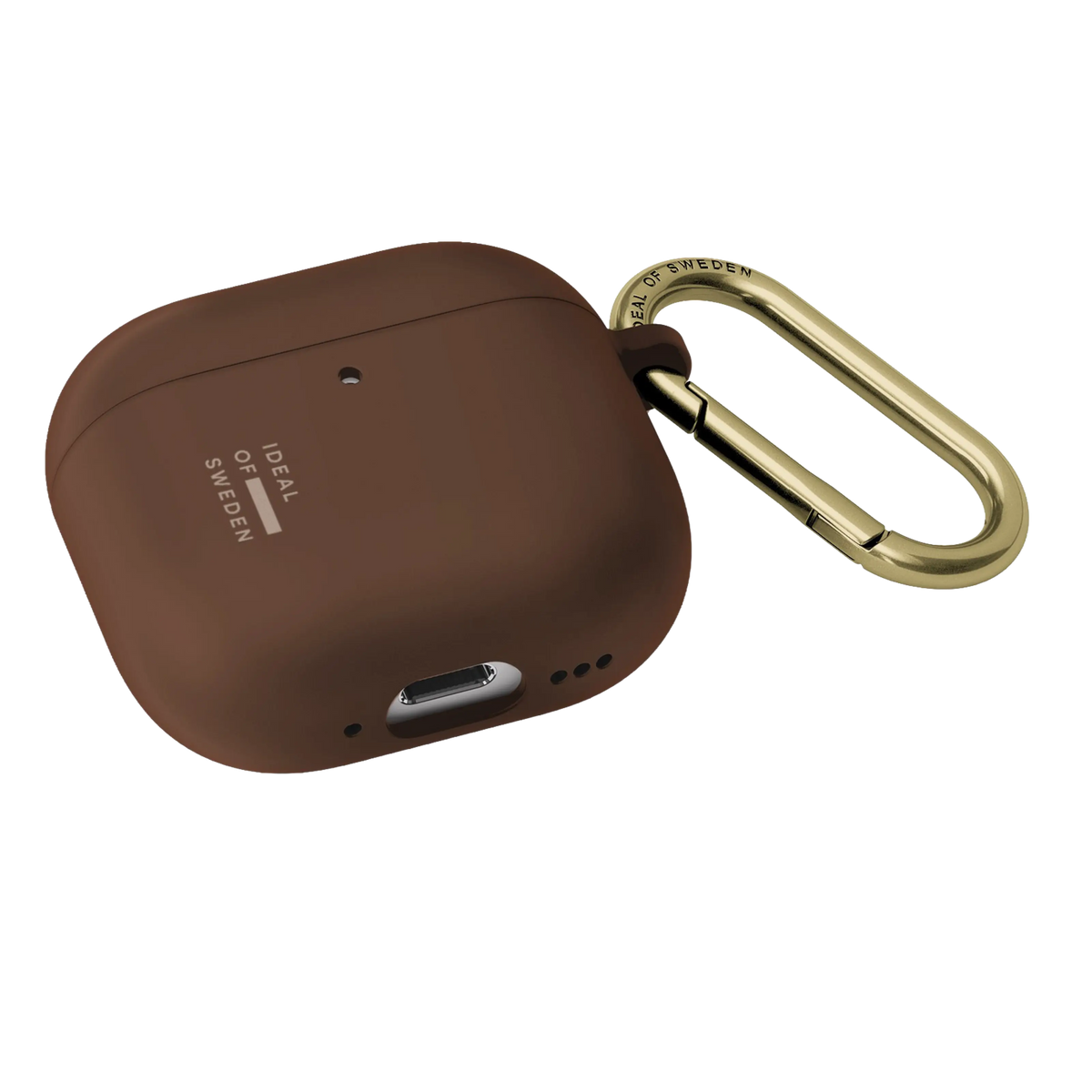 IDeal of Sweden silikoneetui i farven Mocha Mousse til AirPods Gen 4/5 med guldfarvet metal-karabinhage.