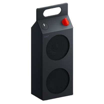 CMF Speaker M – bærbar Bluetooth-højttaler i mørkegrå med to runde netgitter, bærehåndtag og rød betjeningsknap.