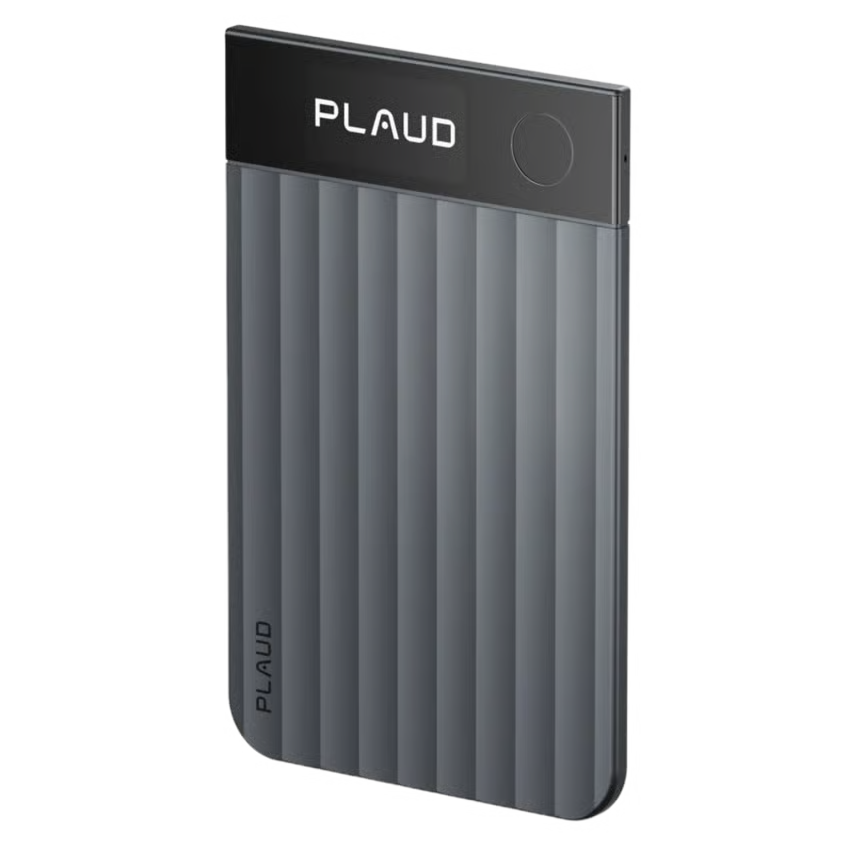 PLAUD Note Pro AI-diktafon, sort, slankt rektangulært design med lodrette riller og en rund knap øverst.