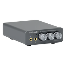 Grå Fosi Audio K5 Pro gaming-DAC og hovedtelefonforstærker med tre sølvknapper, to lydudgange, 24-bit DAC og statuslampe.