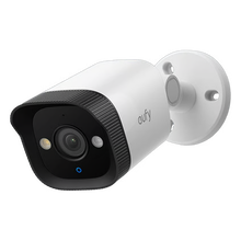 Hvidt Eufy NVR S4 PoE-kuglekamera med sort linsehus, monteringsfod og statuslampe.