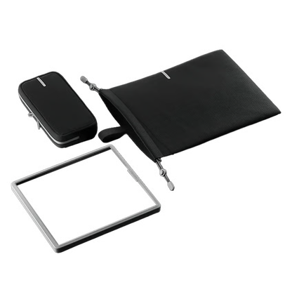Starlink Mini Travel Kit – rejsetaske i sort med firkantet hardcase, lynlåsetui og ramme.
