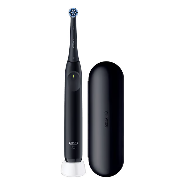 Oral-B iO Series 2 elektrisk tandbørste i farven Night Black med tryksensor, rundt børstehoved, oplader og rejseetui.