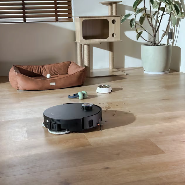 Sort Dreame X60 Pro Ultra – komplet robotstøvsuger med moppe og ProLeap-system til trægulve.