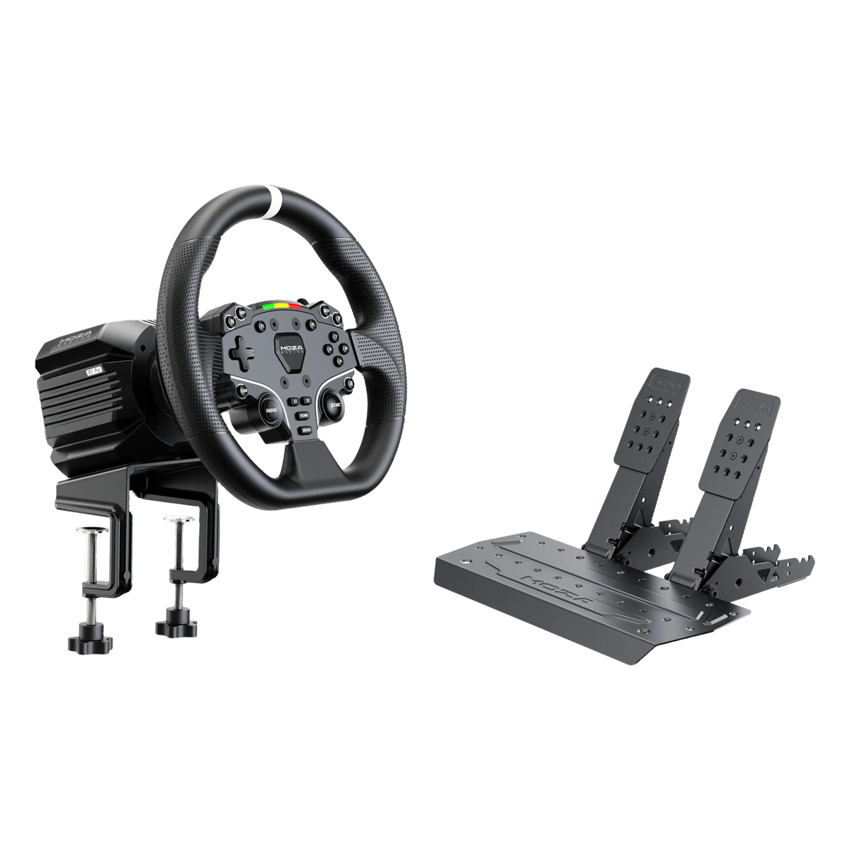 MOZA R5 Direct Drive-racersimulatorpakke, 6 Nm, sort, monteret på to bordklemmer ved siden af pedalsættet.