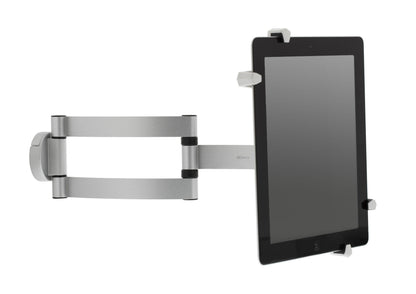 Deltaco vægbeslag til 7-10,4" tablet, sølv justerbart stativ med fire hvide klemmer til sort tablet i liggende position.
