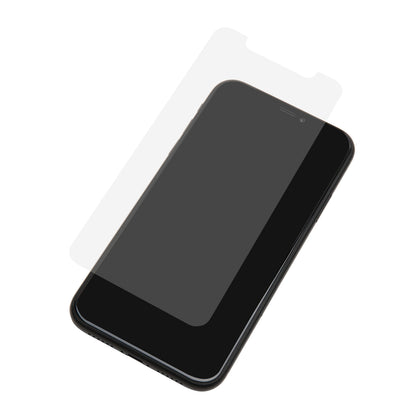 Sort iPhone 11/Xr med Elite Extreme skærmbeskyttelse placeret klar til montering.