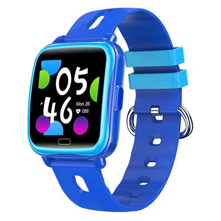 Denver SWK-110P børne-smartwatch blå med firkantet display, 05:46 + Mon 26, blå rem m. lyseblå løkker og huller.
