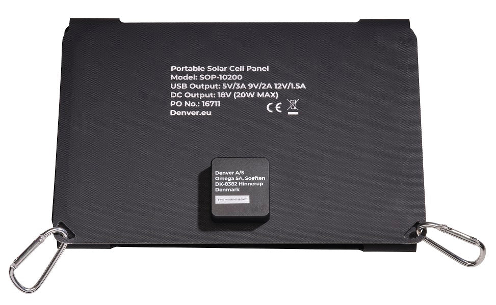 Denver SOP-10200 solpanel 20W sort bærbar med QuickCharge 3.0, to metal-karabinhager, hvid produktinfo, modul i midten.